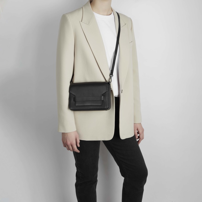 MARKBERG Crossbody Vanya Sort 2