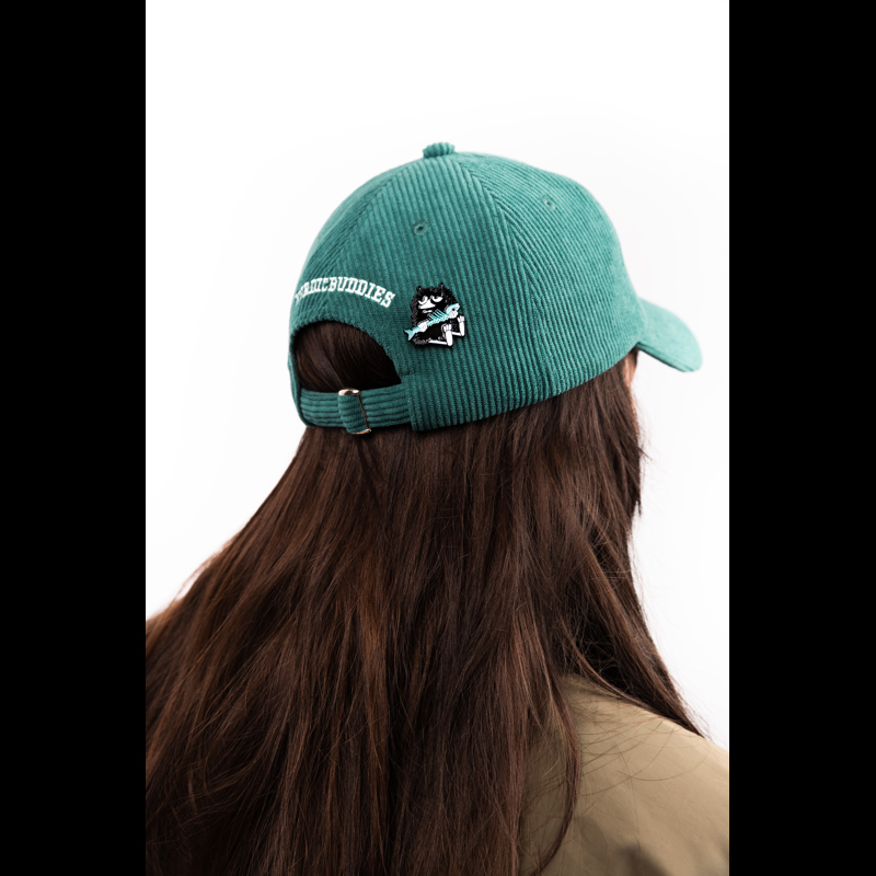Nordic Buddies Broche Pin Stinky Sort 2