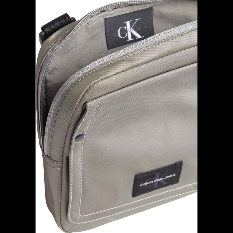 Calvin Klein Crossovers Sport Essentials Grøn 2