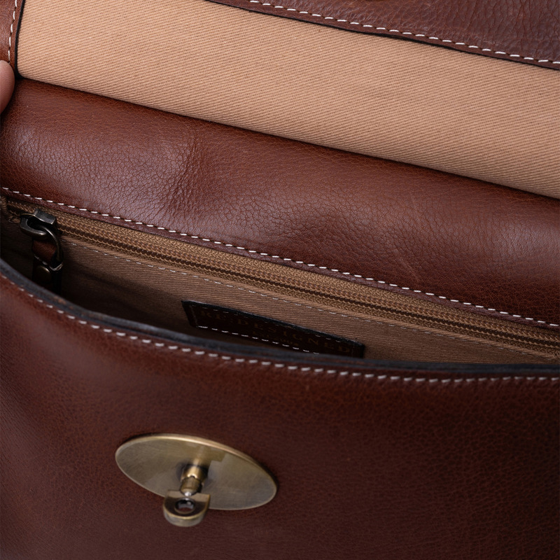 RE:DESIGNED Crossbody Saya Medium Cognac 6