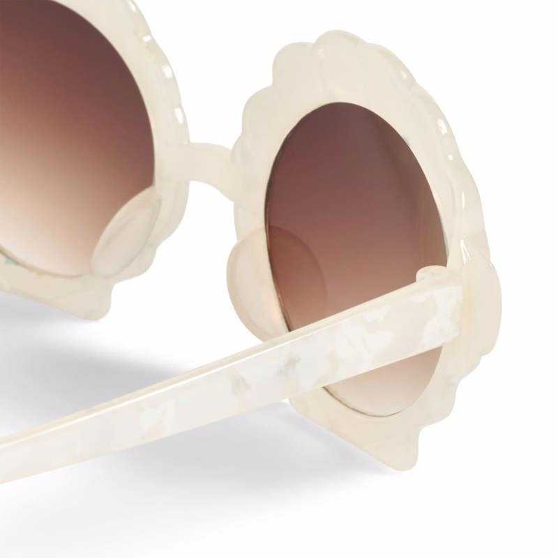 Molo Solglasögon Seashell  Creme 4