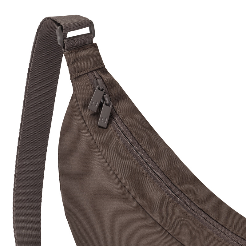 Johnny Urban Corssbody Ally M Brun 10