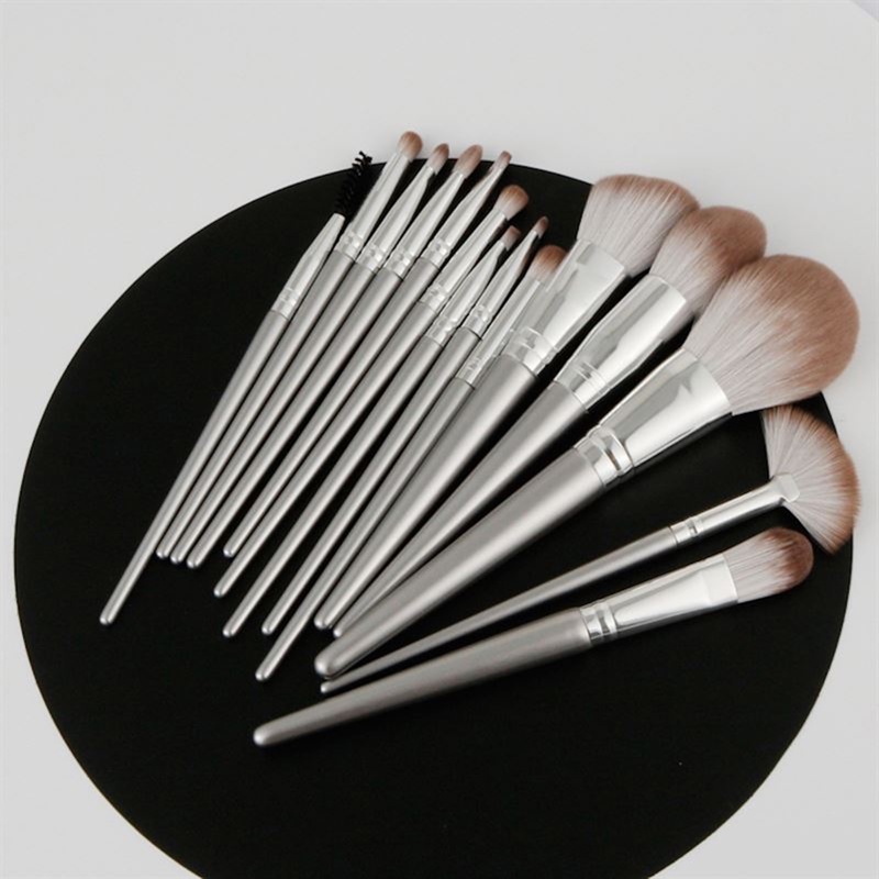 Technique Pro Makeupbørste Sæt Complete Grå/sølv 2