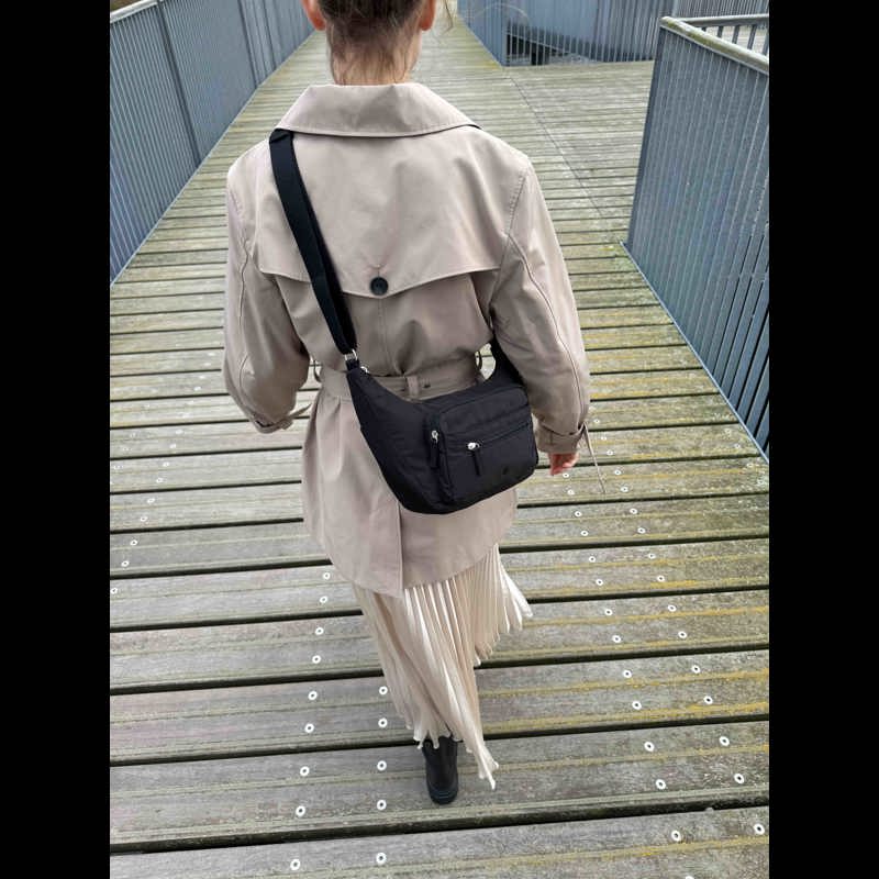 Aura Crossbody Catania Recycled Svart 2