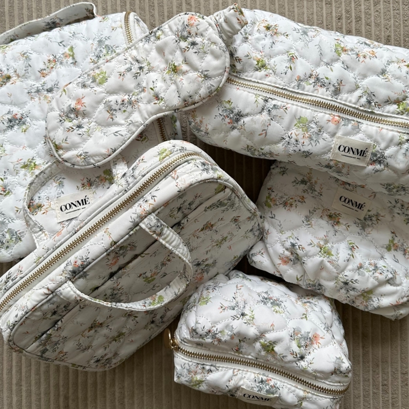 Conmé Toilettaske quilt Emma Blomster Print 9