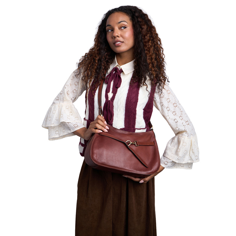 RE:DESIGNED Crossbody Sif Big Cognac 2