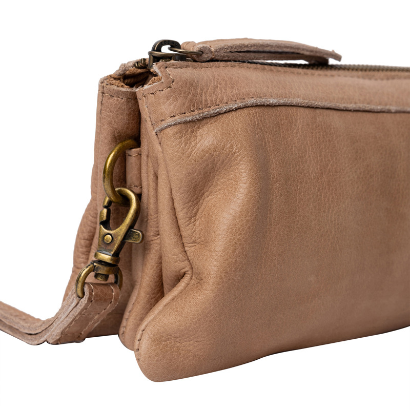 RE:DESIGNED Crossbody Lisa Urban Taupe 4
