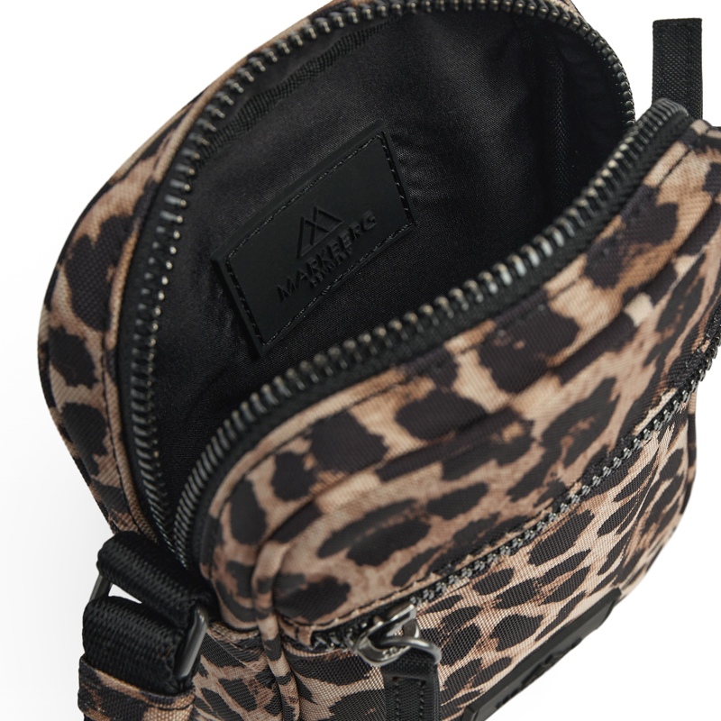 MARKBERG Mobilväska StateMBG Mini Leopard 4