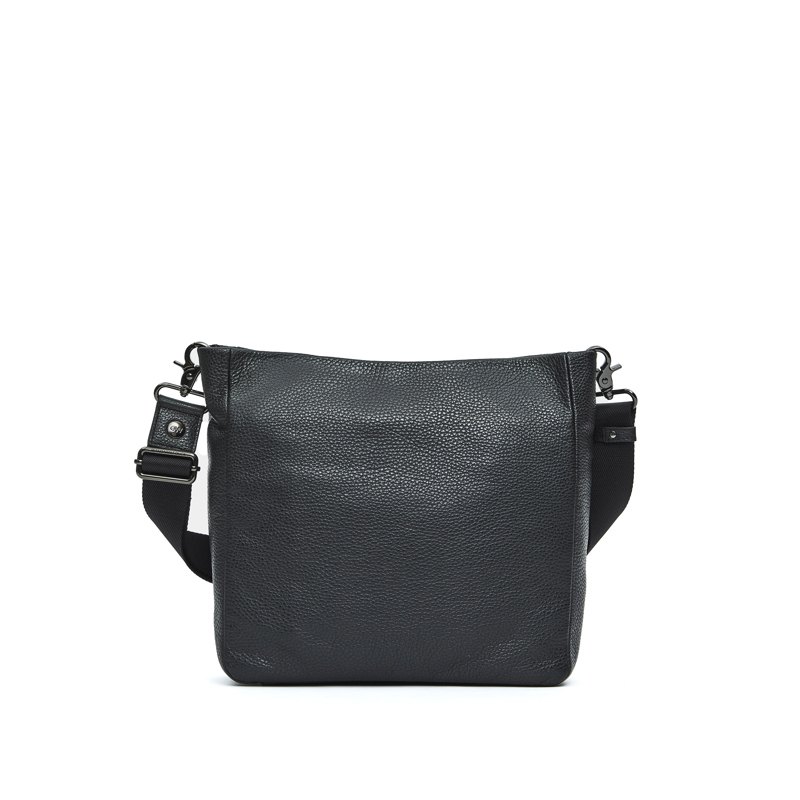 Mandarina Duck Crossbody Mellow Leather Sort 2