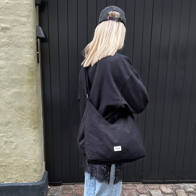 Conmé Axelväska Nanna Svart 2