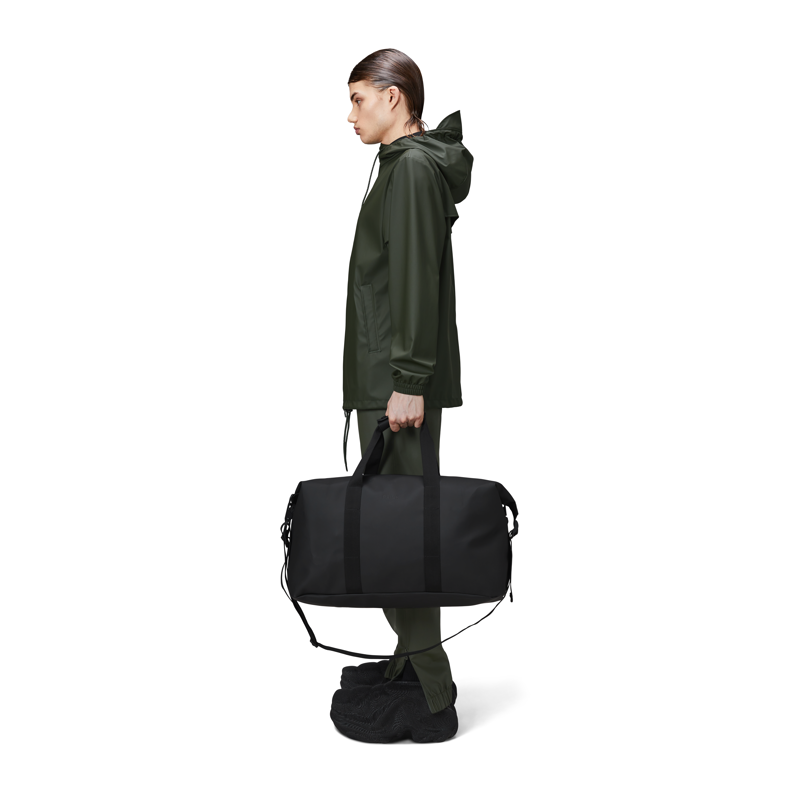 RAINS Resväska Hilo Weekend Bag Svart 2