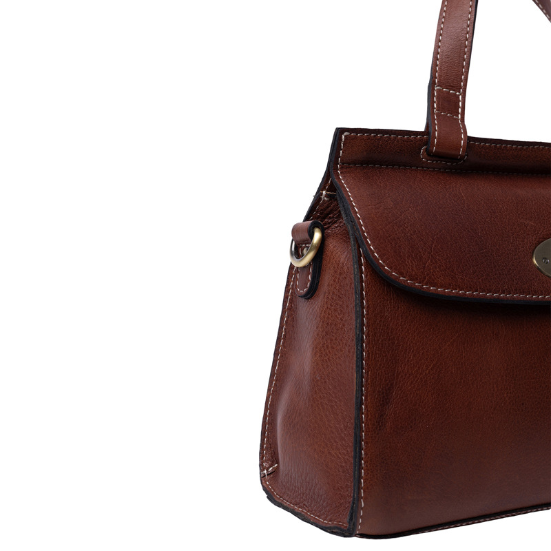 RE:DESIGNED Crossbody Saya Medium Cognac 4