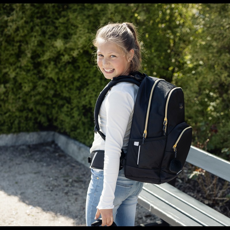 Beckmann Skoletaske Sport Jr Black Gold Sort Quilt 2