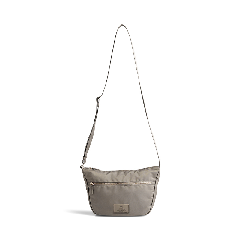 MARKBERG Crossbody Monombg Gråbrun 5