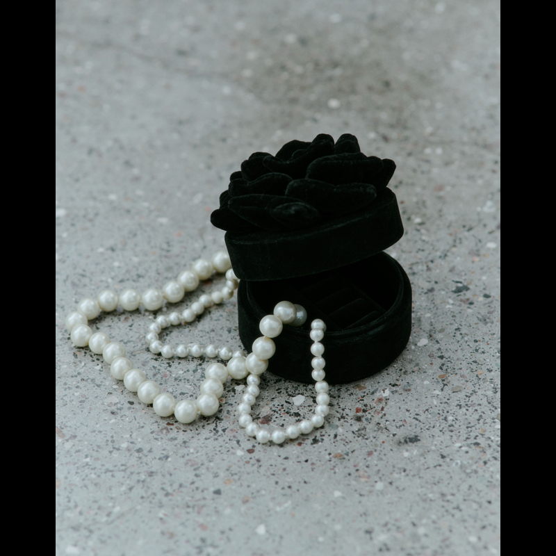 DAY ET Smykkeskrin Day Velvet Flower Sort 2