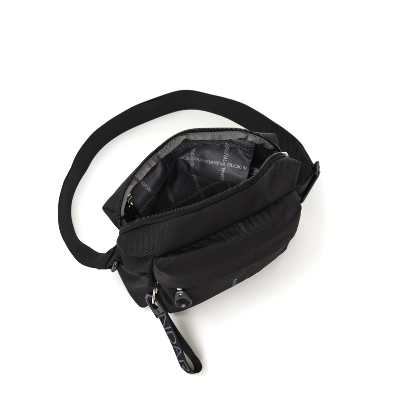 Mandarina Duck Crossbody MD20 Svart 4