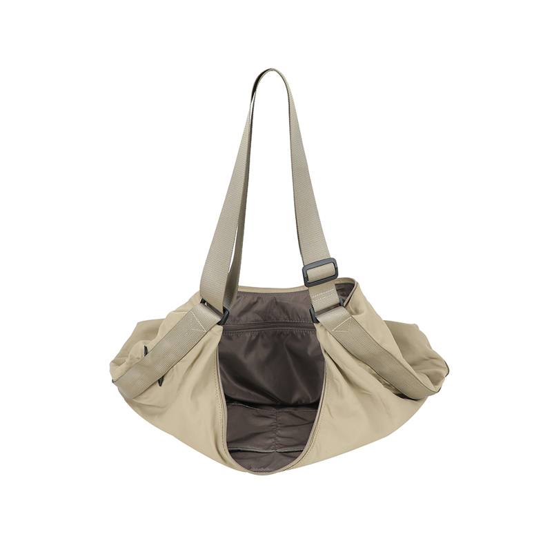 Again Axelväska Vocal Beige 14" 4