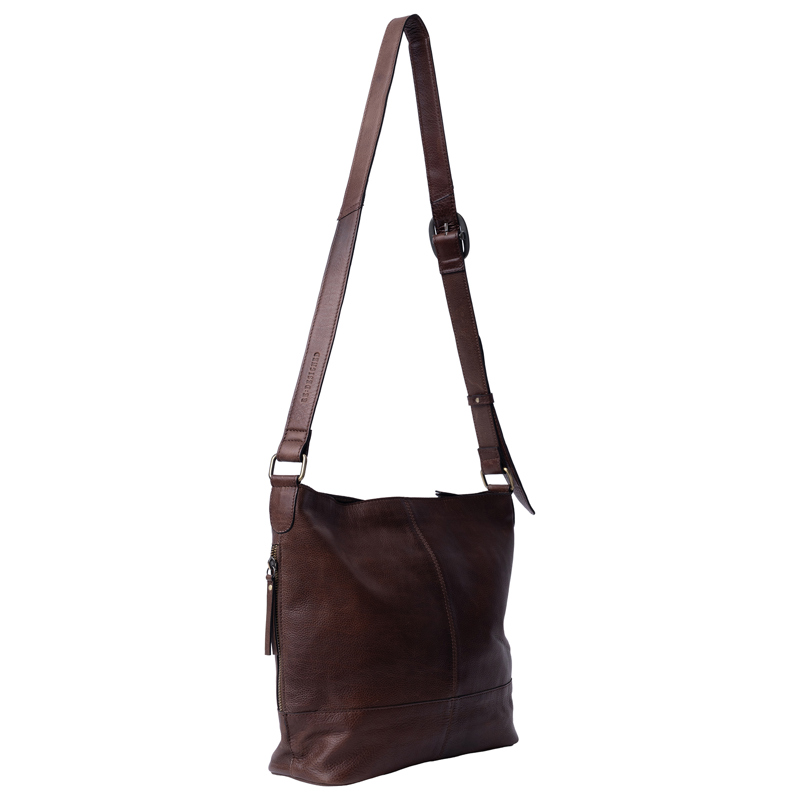 RE:DESIGNED Crossbody Svea Big M. Brun 4