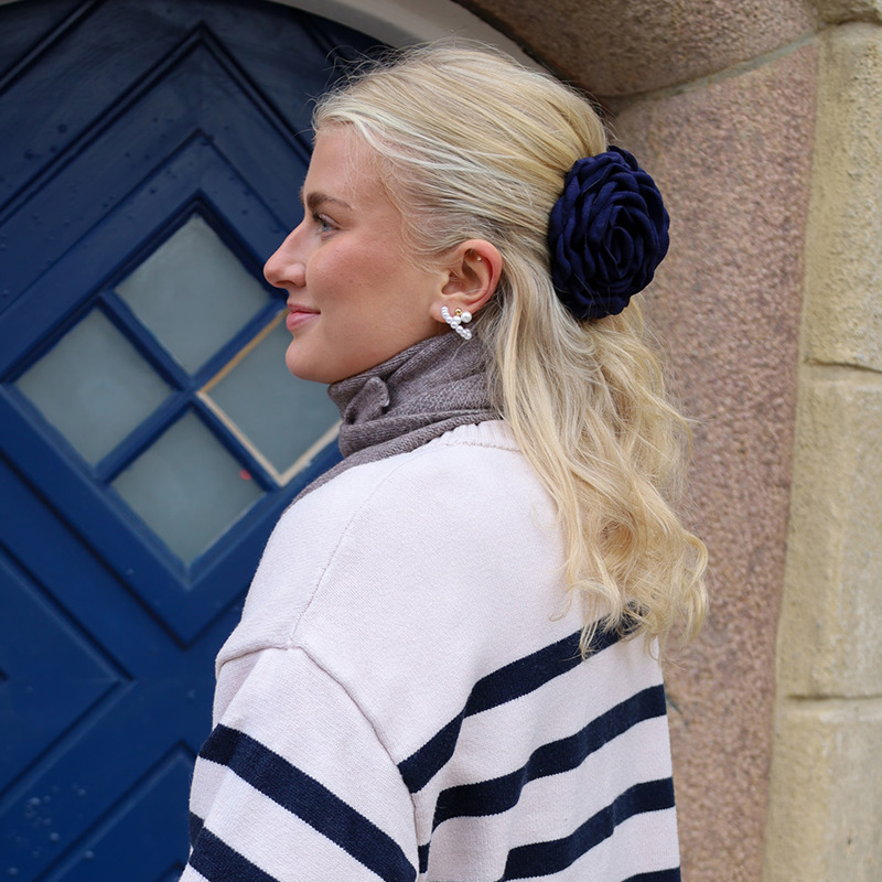 By Stær Hårklemme Daisy Stor Navy 2