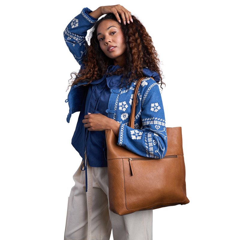 RE:DESIGNED Skuldertaske Sofie Big Brun 2
