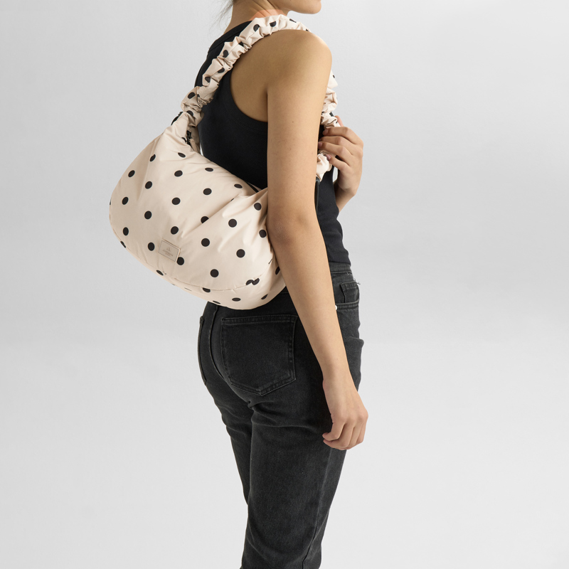 MARKBERG Skuldertaske Groundmbg  Creme/Sort 7