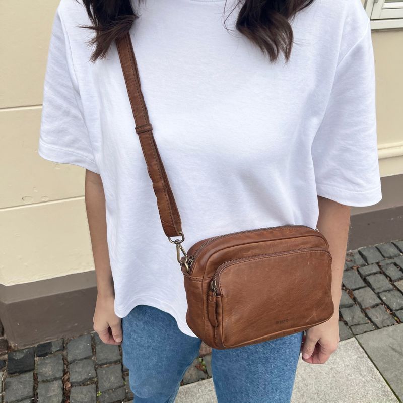 Aura Crossbody Tulum  Cognac 2