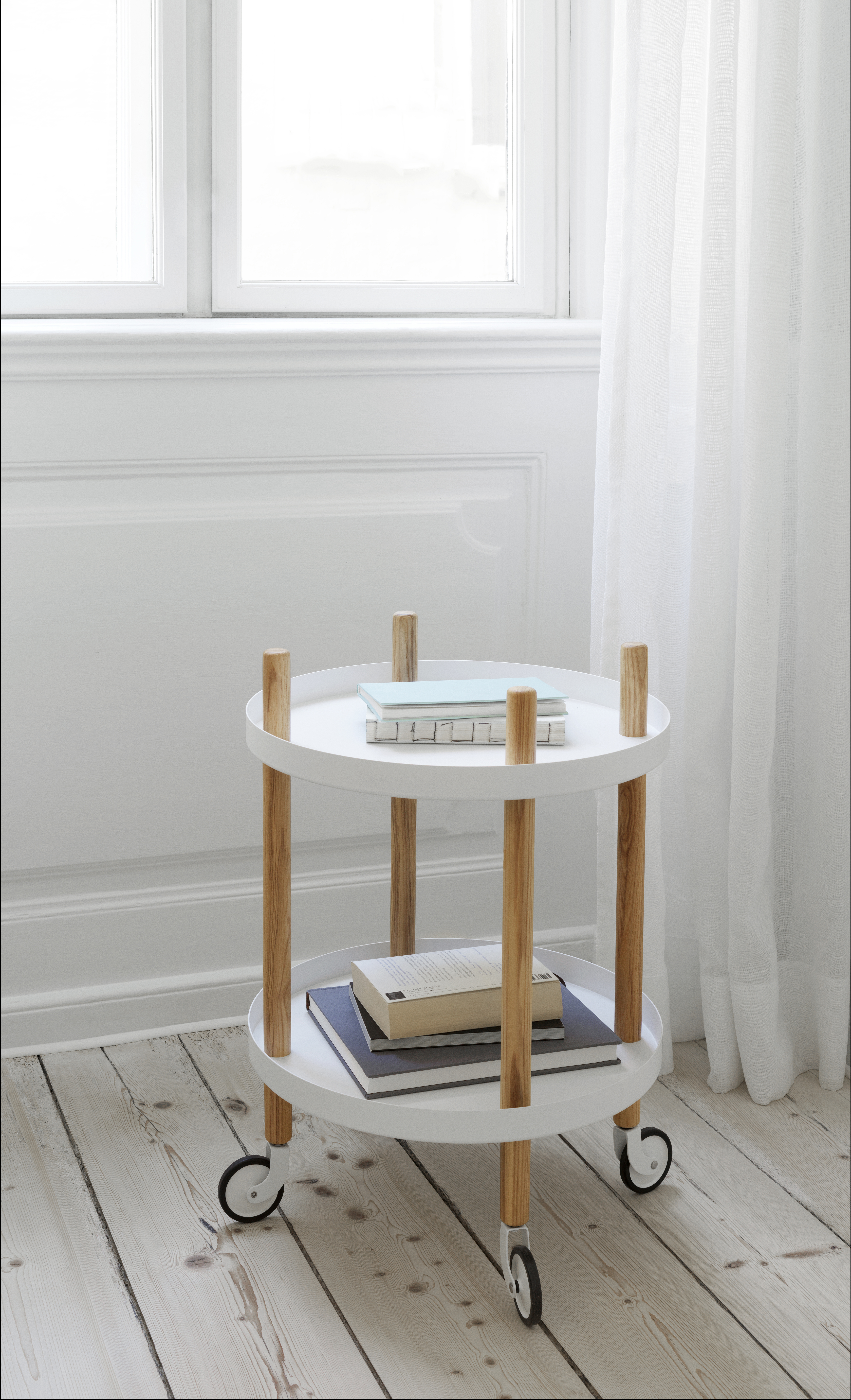 normann Block テーブル ホワイト① Block Table Ø45 cm White