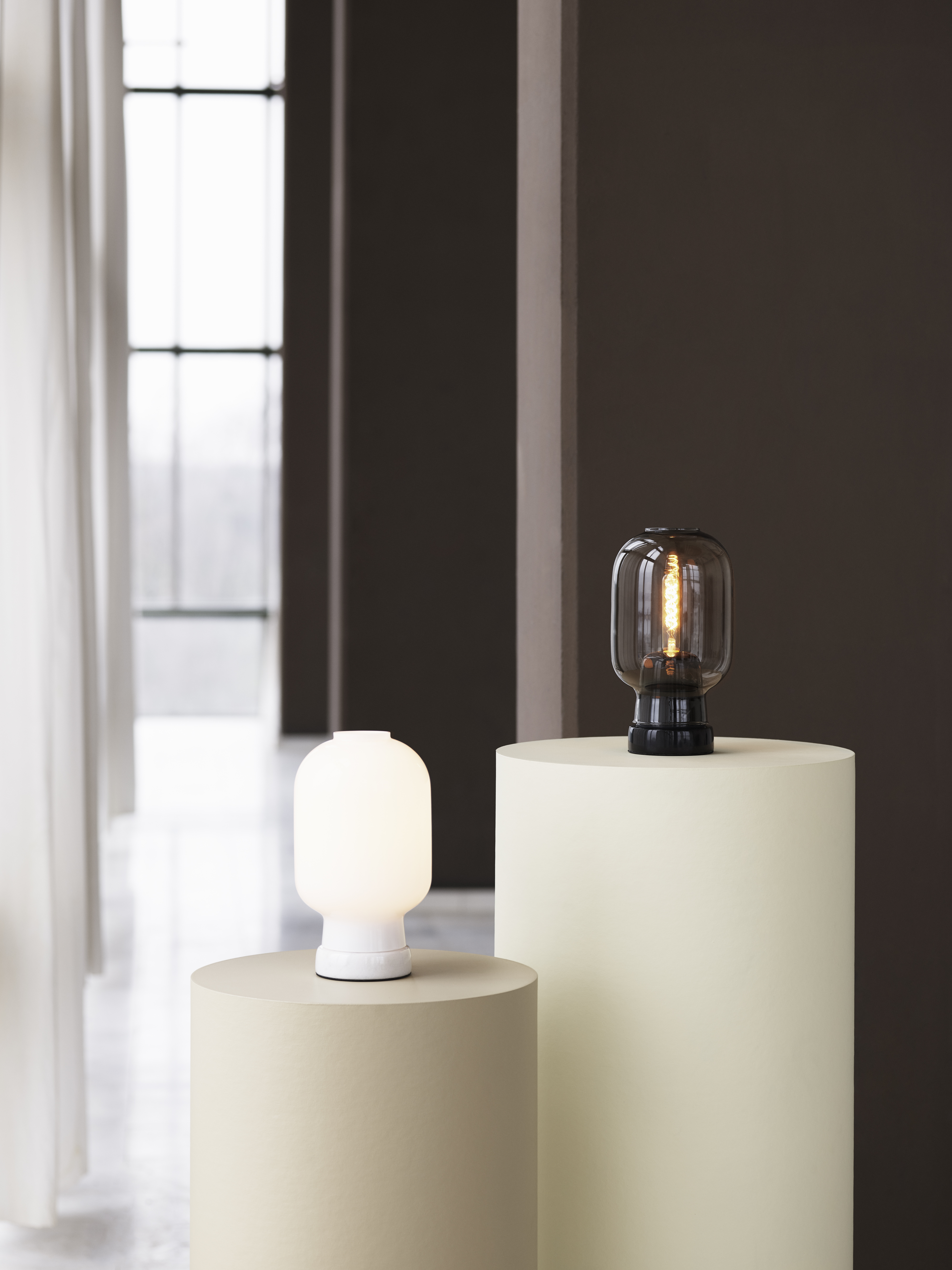 Amp Table lamp | Modern Glass Table Lamp