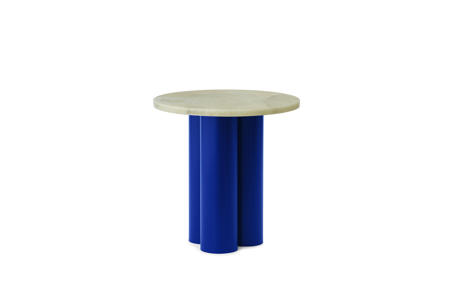 Tablo Table - A minimalistic coffee table in black with legs of ash
